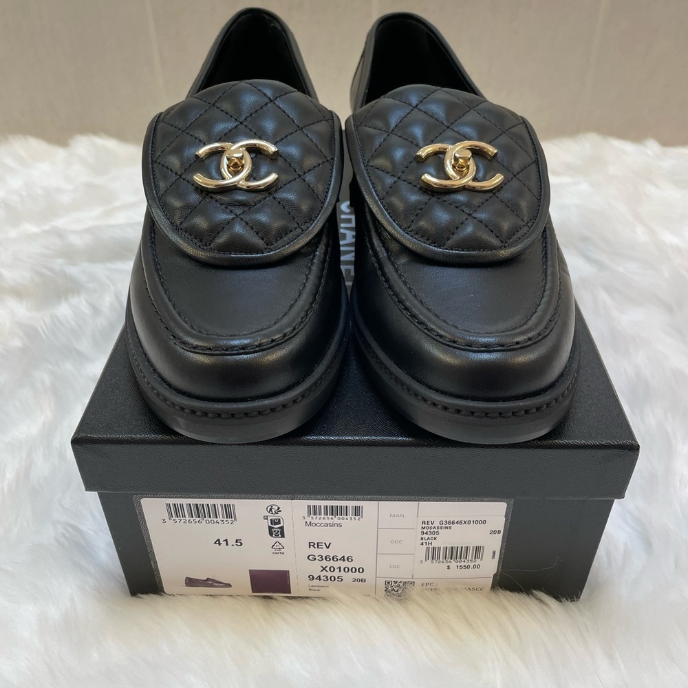Chanel Quilted Black Gold CC Turnlock Loafer 41.5
